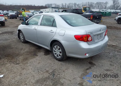2010 Toyota Corolla z USA, uszkodzony, nr VIN JTDBU4EE2AJ055585